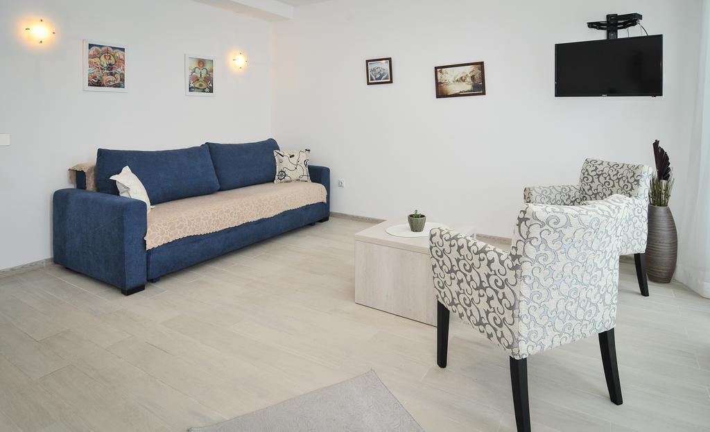 Apartments Zukovac Тиват Екстер'єр фото